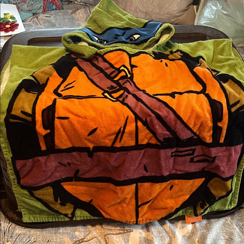 Toddler bath towel with hood… Teenage mutant ninja Turtles by Nickelodeon